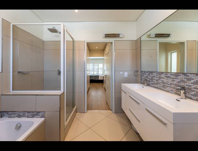4 BEDROOM TOWNHOUSE FOR SALE IN RIVONIA